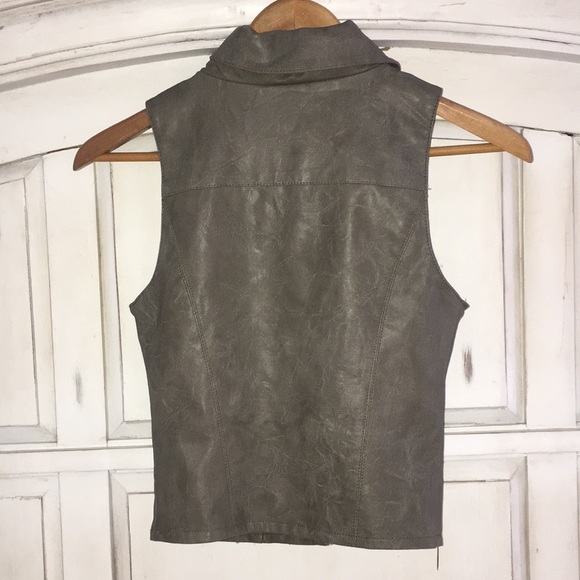 Buckle jacket - Picture 2 of 6